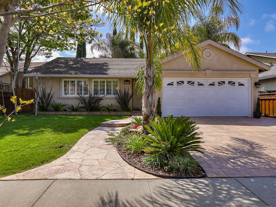 1st image of 6293 Mahan Dr