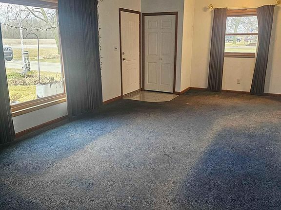 4th image of 5882 King Rd