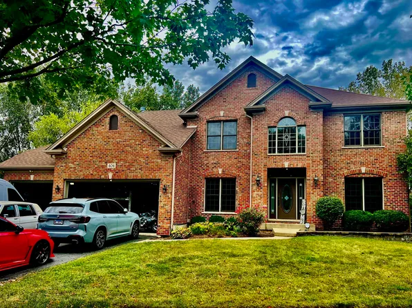 404 Heatherwood Dr, Oswego, IL 60543