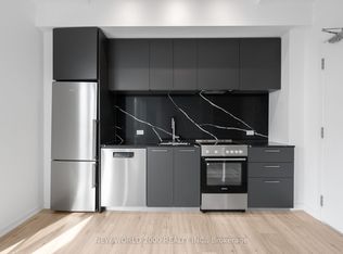 101 Roehampton Ave #3610, Toronto, ON M4P 2W2