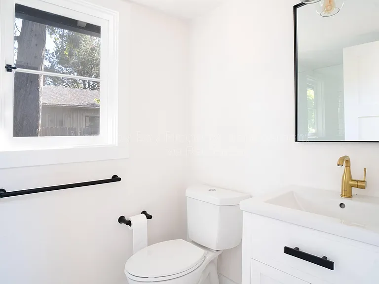 2935 Alta Ave — Photo 6