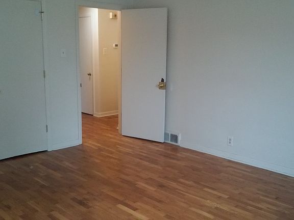 4th image of 2041 Coburn Blvd APT 6