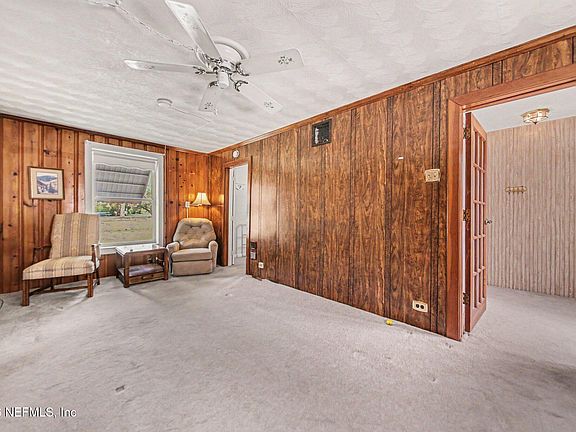 4th image of 168 W WILBUR Avenue