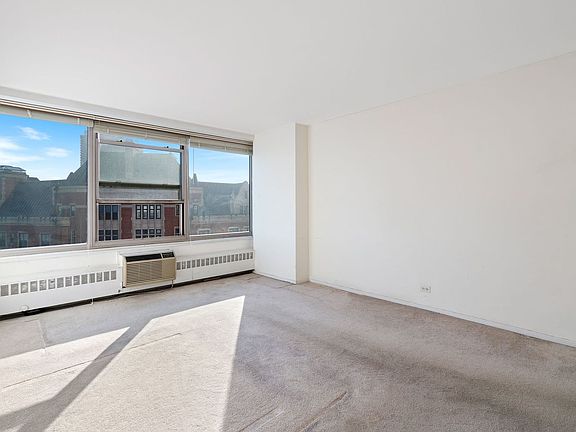 4th image of 3900 N Lake Shore Dr APT 21C