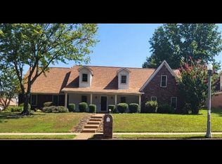 1466 Fox Trace Dr, Cordova, TN 38016