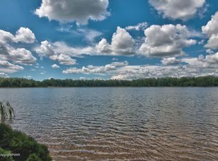 3220 Tall Timber Lake Rd, Pocono Pines, PA 18350