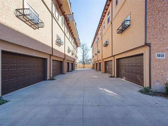 4th image of 5922 Ross Ave Unit A