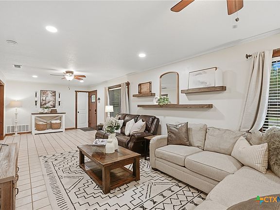 3rd image of 11102 Salado Springs Cir