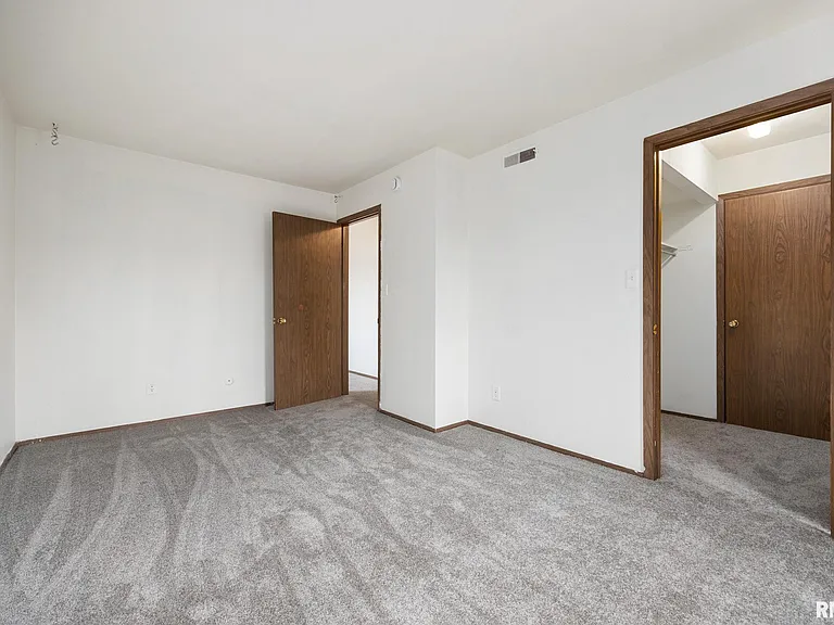 1300 W Jeth Ct #I — Photo 12