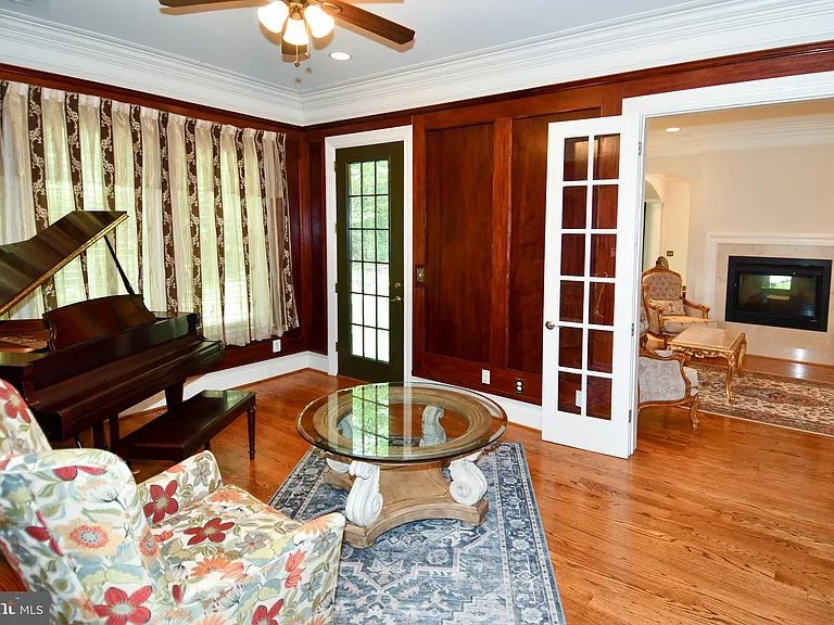 7104 Old Dominion Dr — Photo 12