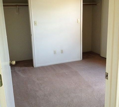 4th image of 2805 Laura Ln #A
