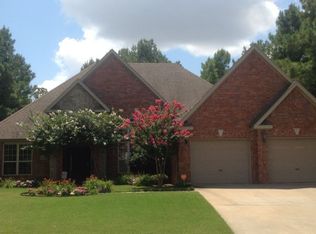 4559 Rainforest St, Springdale, AR 72762
