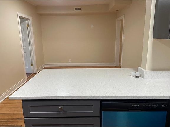 3rd image of 6942 S Paxton Ave #1