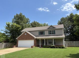 201 Hunters Ridge Dr, Jonesboro, AR 72404