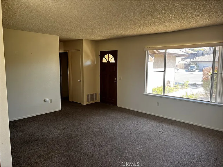 22665 Ashford Cir — Photo 10