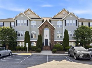 3771 Holmes Creek Pl Unit 201, Winston Salem, NC 27127