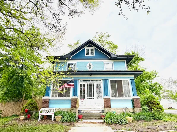 419 N Plum St, Farmer City, IL 61842