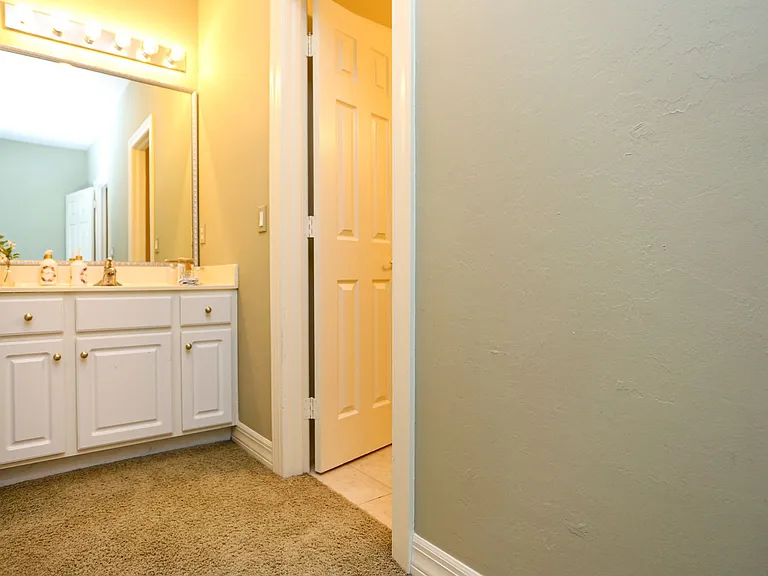 5945 Paradise Cir — Photo 73
