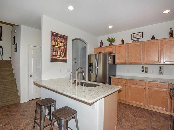5th image of 7247 W Kings Ave