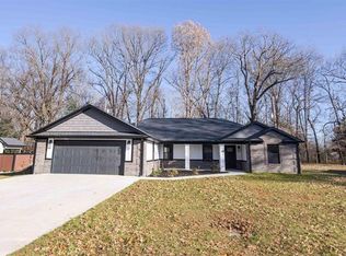 1125 Magnolia Dr, Fulton, KY 42041