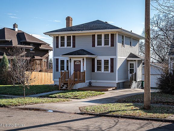 2nd image of 205 W Avenue A