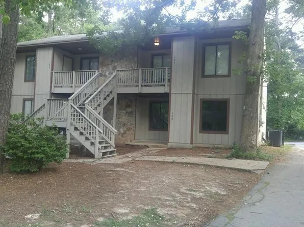 122 Summerwood Dr, Fairburn, GA 30213