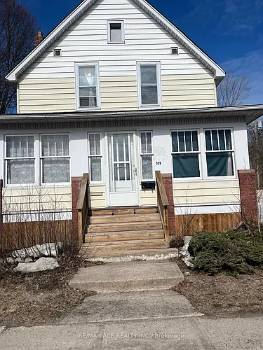 526 Wellington St E Photo 1