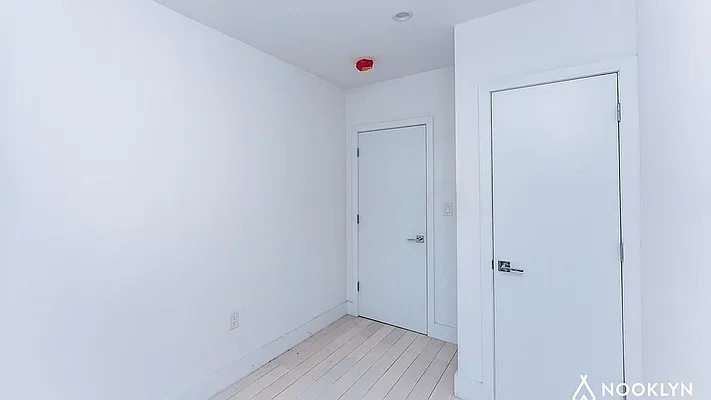 Rented by Yellowstone Equity Management Inc | media 29