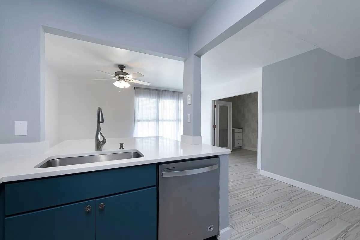 Building Photo - 13715 Preston Rd #186