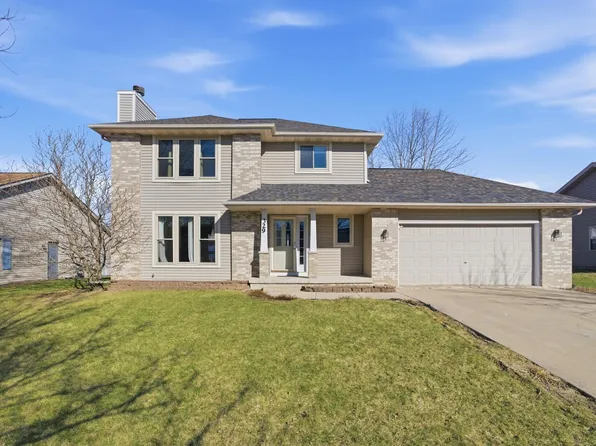 329 N Heatherstone Dr, Sun Prairie, WI 53590