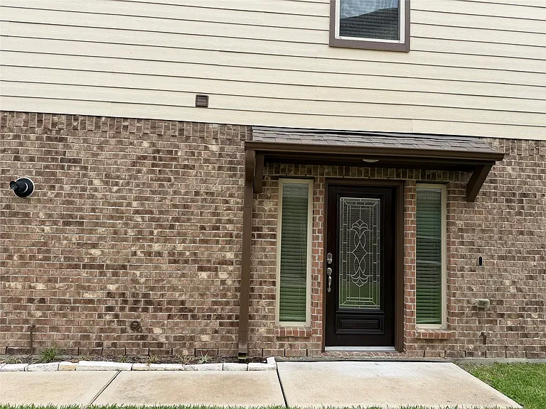 1234 Willow Plains Ln — Photo 2