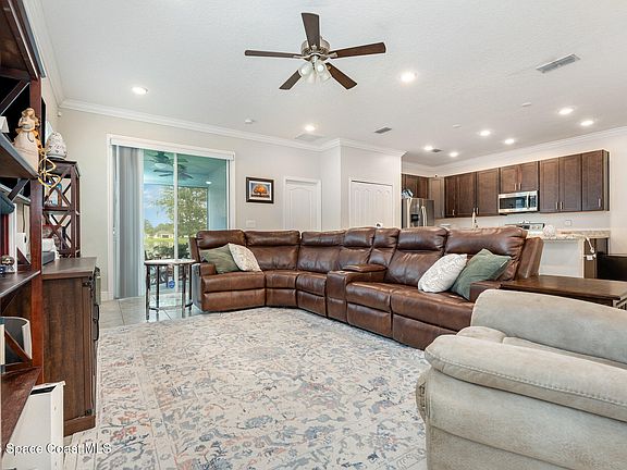 4th image of 707 Corbin Cir SW