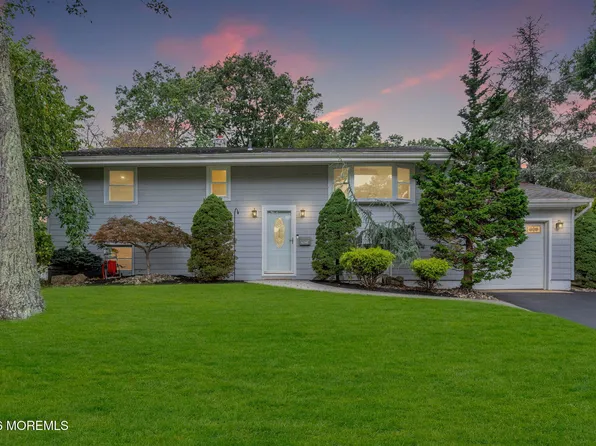 9 Kensington Drive, Howell, NJ 07731