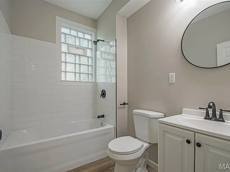 308 Madison Ave — Photo 3