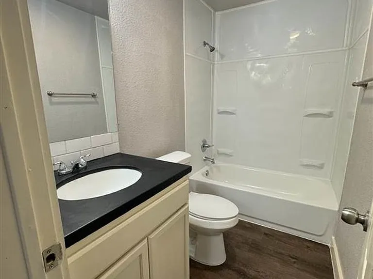 520 Gentleman Rd #1-28 — Photo 7