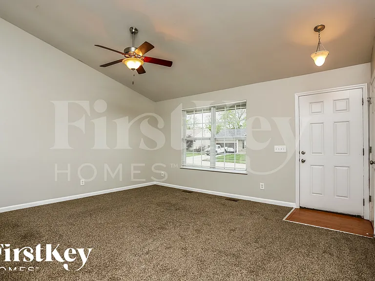 322 Aspen Creek Dr — Photo 4