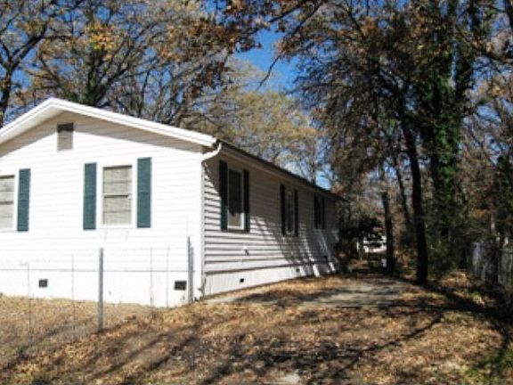 4th image of 124 Oak Haven Dr