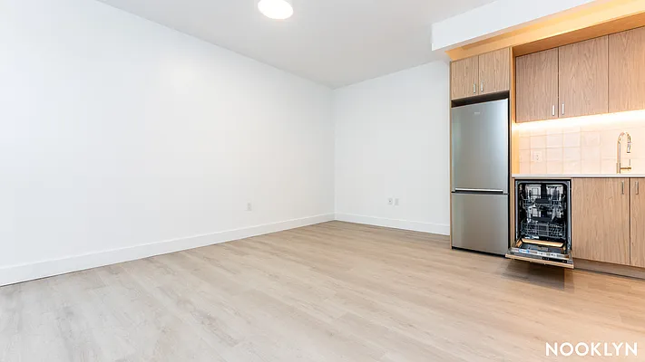 Rented by Nooklyn NYC LLC | media 15