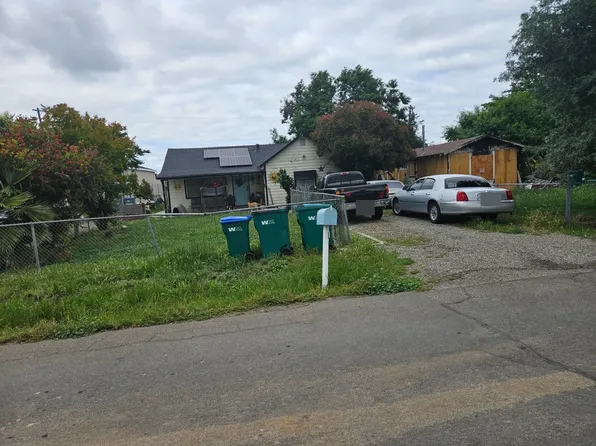 3158 Redwood Ave, Stockton, CA 95205