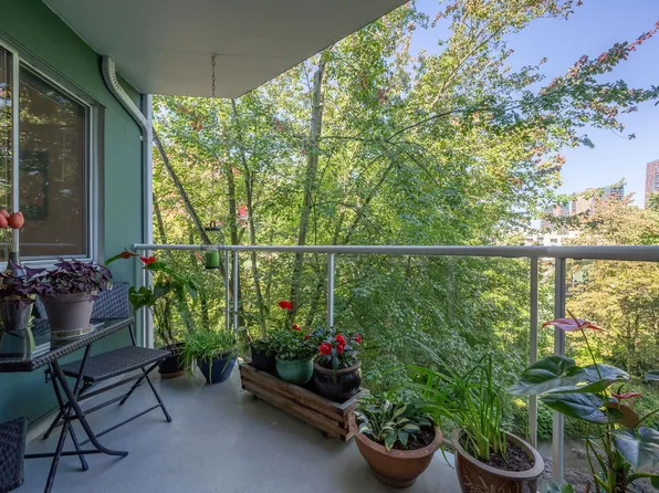 1508 Mariner Walk #508, Vancouver, BC V6J 4X9