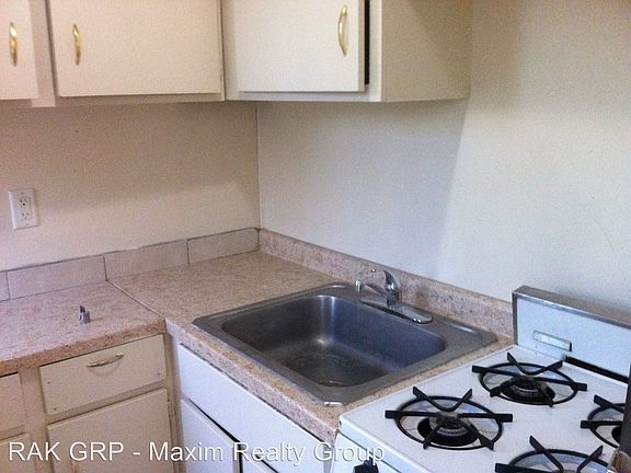 2nd image of 400 W 19th Ave APT 24
