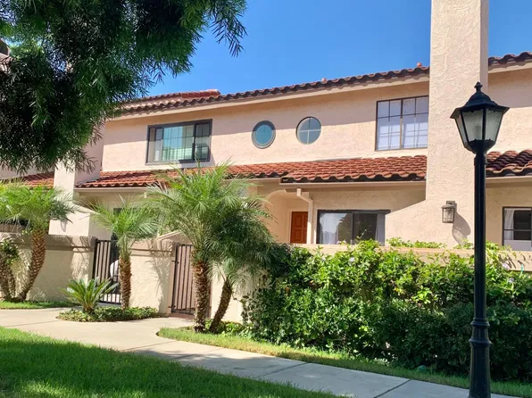 7618 Palmilla Dr Unit 72, San Diego, CA 92122