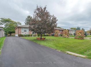 10 1st Ave, Pt Colborne, ON L3K 5N4