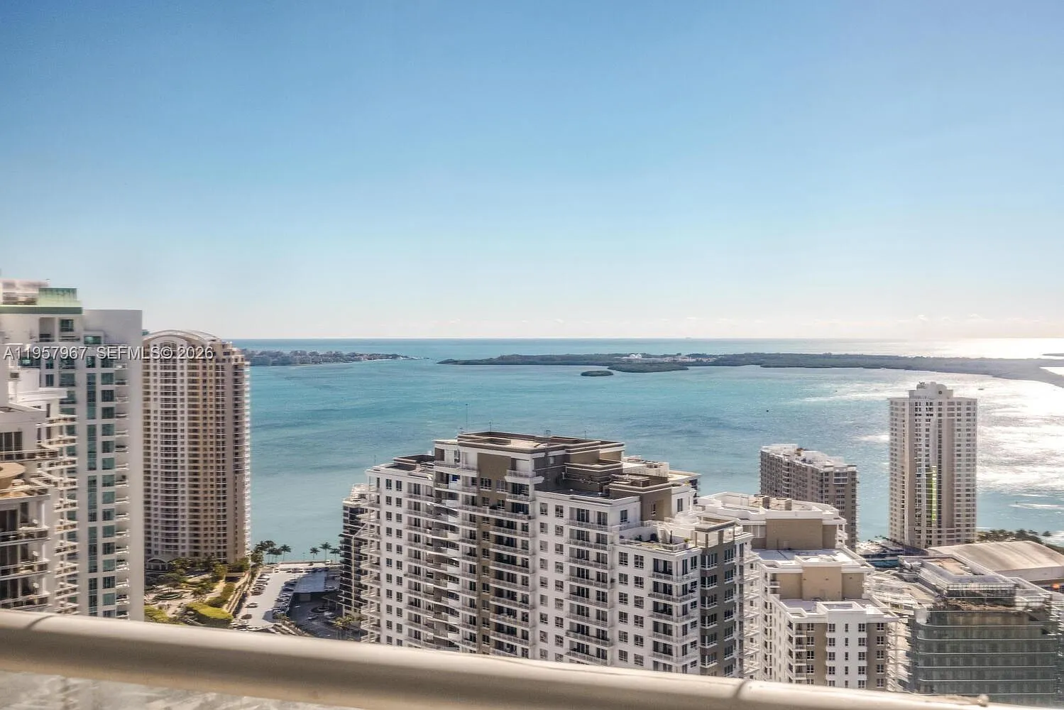 2 bed, 2.0 bath, 1313 sqft, $5,600 — Photo 2