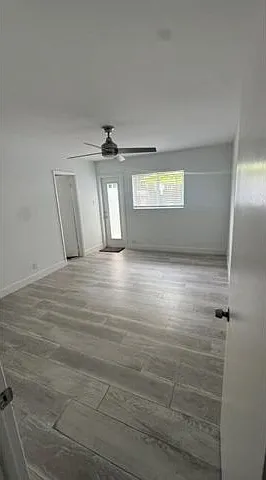 1730 NE 56th Ct — Photo 12