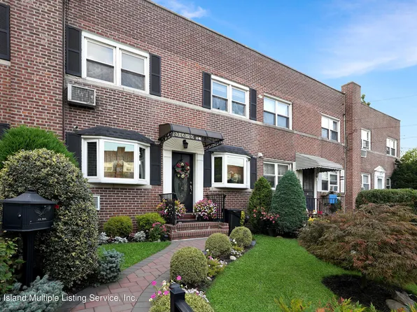 14 Winthrop Pl, Staten Island, NY 10314