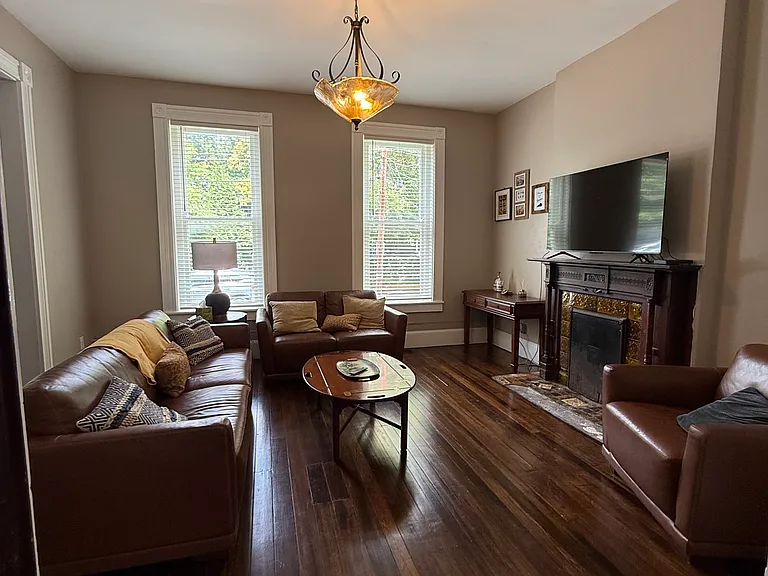 336 Madison Pl — Photo 9