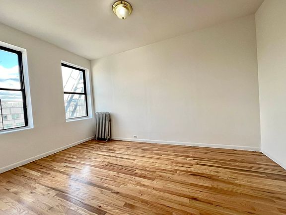5th image of 3230 Steuben Ave APT C5