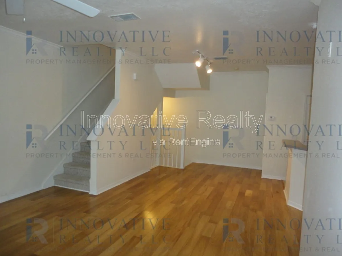 Building Photo - 1798 Shadow View Cir