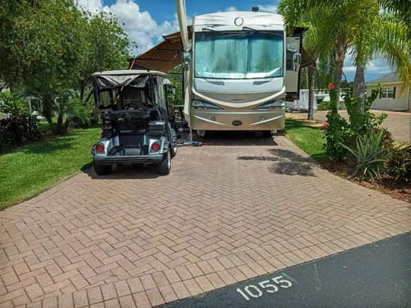 1055 Deer Creek Blvd #2146, Davenport, FL 33837